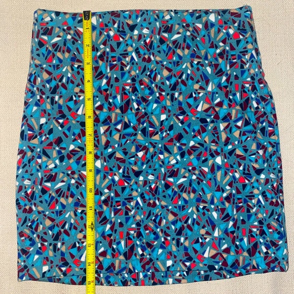 BCBG multicolor bodycon miniskirt - Picture 2 of 3